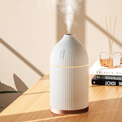 Desktop Aroma Air Mist Humidifier 300ml แท็บเล็ตกลิ่นหอมแบบพกพา Ultrasonic