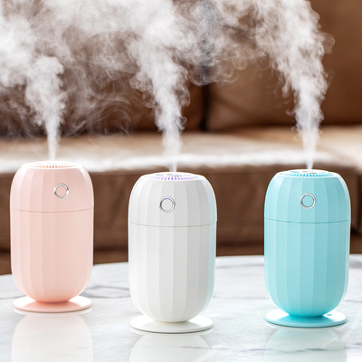 หน้าแรก USB Air Humidifier ไฟกลางคืน LED 300ml Tank รถ Air Freshener