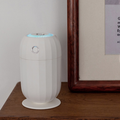 หน้าแรก USB Air Humidifier ไฟกลางคืน LED 300ml Tank รถ Air Freshener