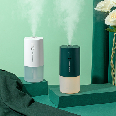 เครื่องทำความชื้นแบบชาร์จไฟแบบพกพาแบบไร้สาย 300ml Aroma Usb Car Humidifier